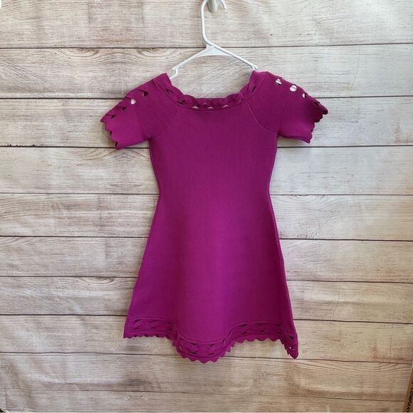 MILLY MINIS LASER‎ CUT DRESS IN FUCHSIA - Picture 4 of 7